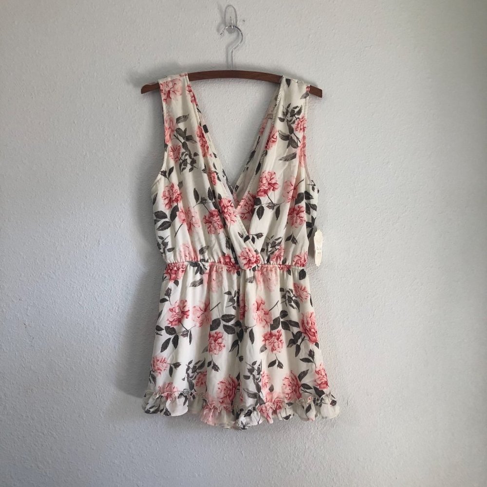 Altard State Romantic Floral Deep V Ruffle Hem Romper Playsuit Size Large
